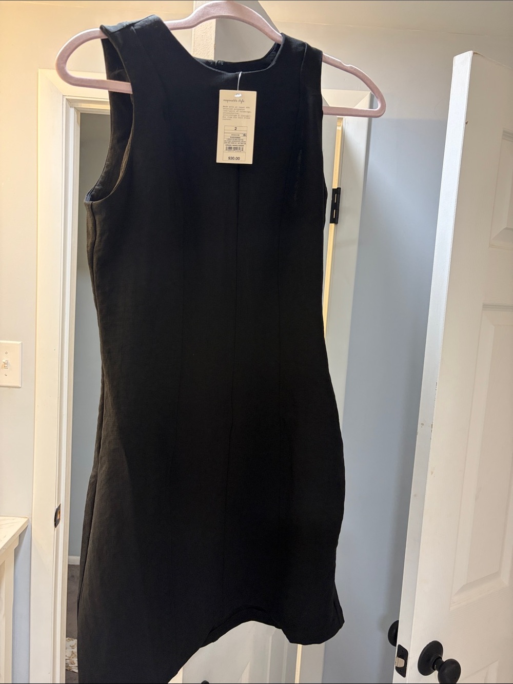 BNWT Classic Black Sleeveless Sheath Dress